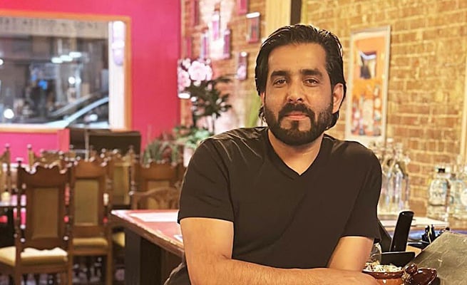 “Didn’t tell the family”: Kiwi-Indian restaurateur who quit his job to work as kitchen hand