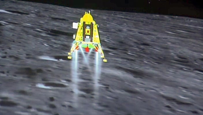 Lunar landing and NZ-India trade mission a cosmic convergence