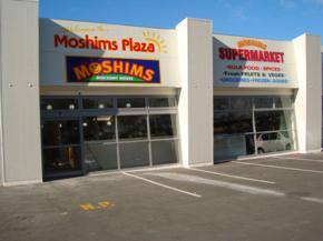 Indian store chain downs shutters