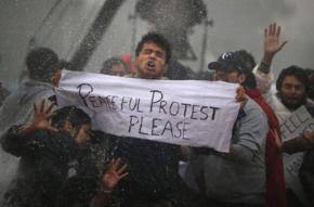 Delhi victim's father appeals for peace