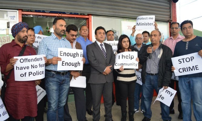 Community protests in solidarity with Roskill robbery victims