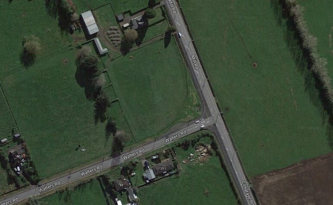 Two injured in a serious crash in Papakura