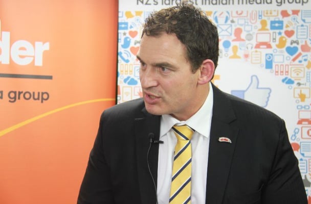 Minister assures to look into the case of Kiwibank dumping post-shop owner