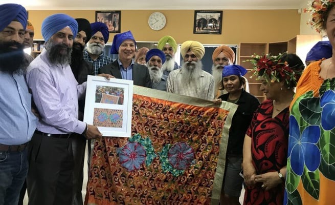 Mayor urges community to home-grow vegetables after visiting Gurudwara gardens