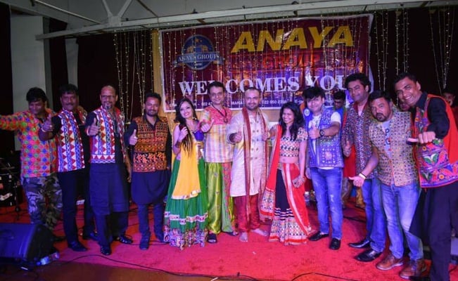 Devang Patel’s Navratri show draws hundreds