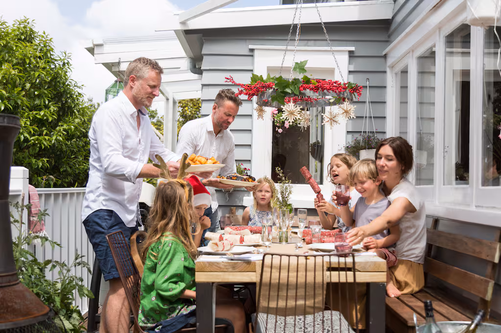 Kiwis' unique Christmas celebrations: from cowsheds to kids' books